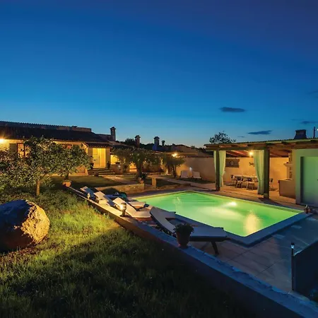 Casa de Férias Awesome In With Outdoor Swimming Pool Krnica